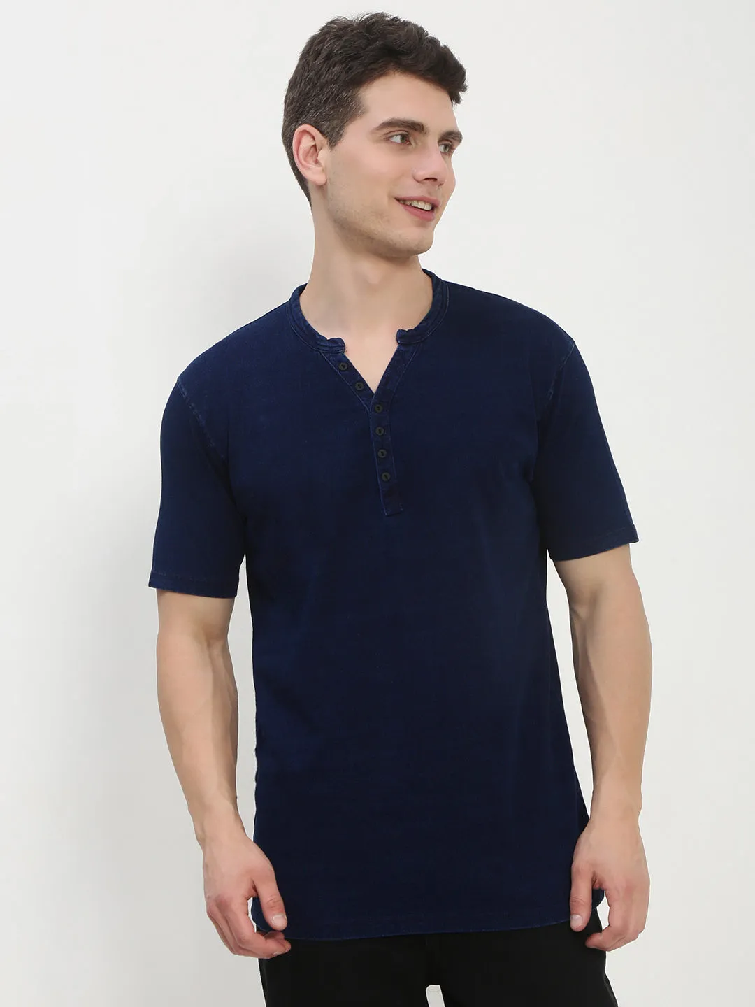 patch accents Core Chic Men's Navy Blue Solid Henley Collar T-Shirt