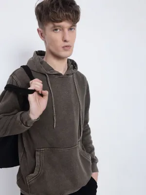 Men's Brown Hoodie with Pockets Chic Design Comfy Wearable