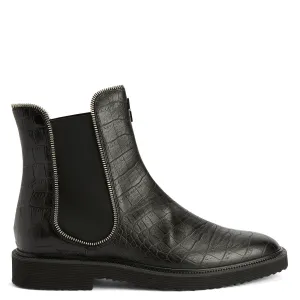 Chic Details Giuseppe Zanotti Jaky