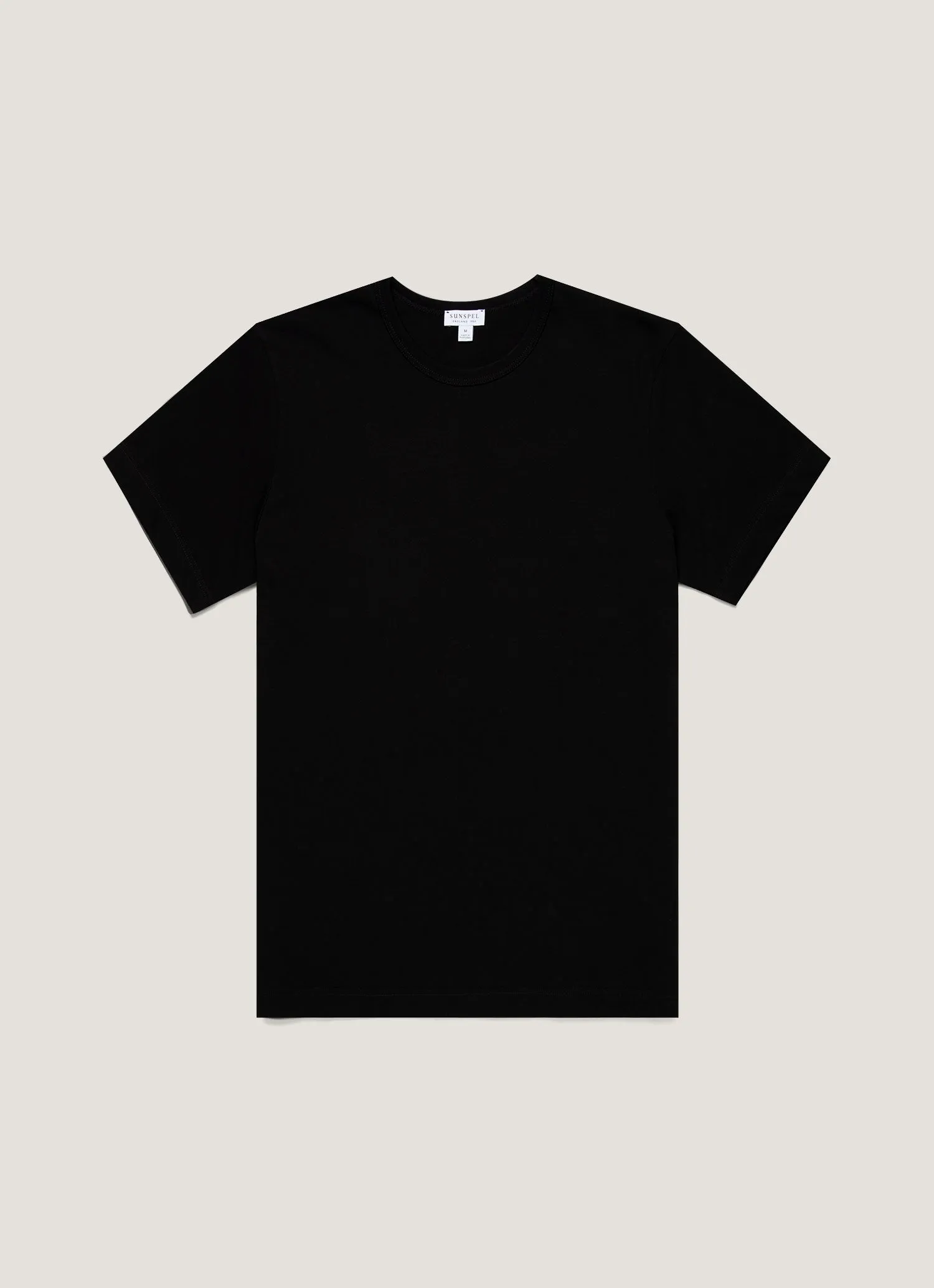 Men's Single Jersey T-shirt in Black Fashionable Ease