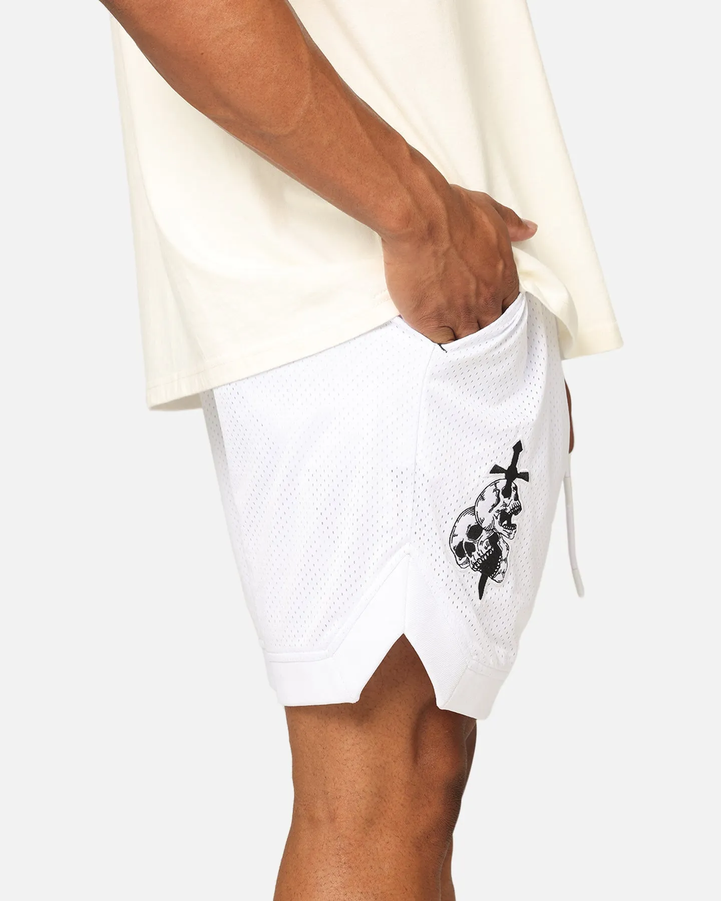 embroidery details Patchwork Design Saint Morta La Rambla Basketball Shorts White