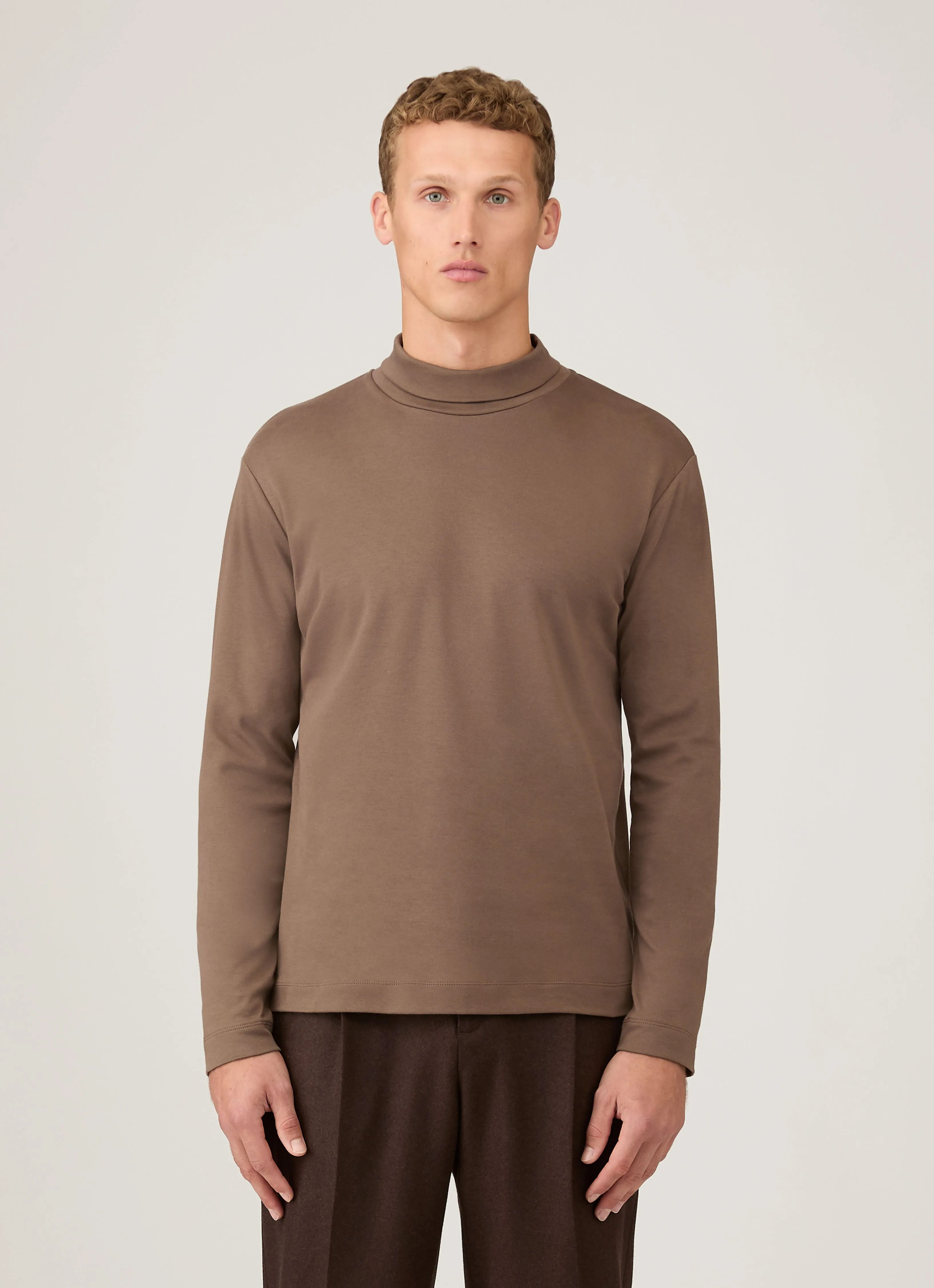 Everyday Chic City Casual Men's Roll Neck Heavyweight T-shirt in Bark