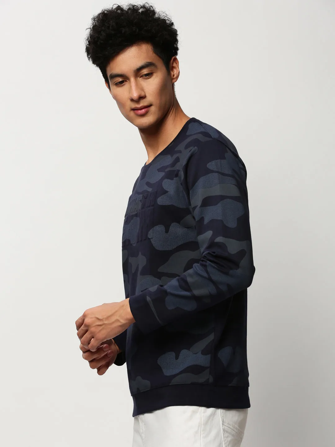 Casual apparel Casual Basics Men's Navy Blue Camouflage Printed Round Neck Cotton Sweatshirt