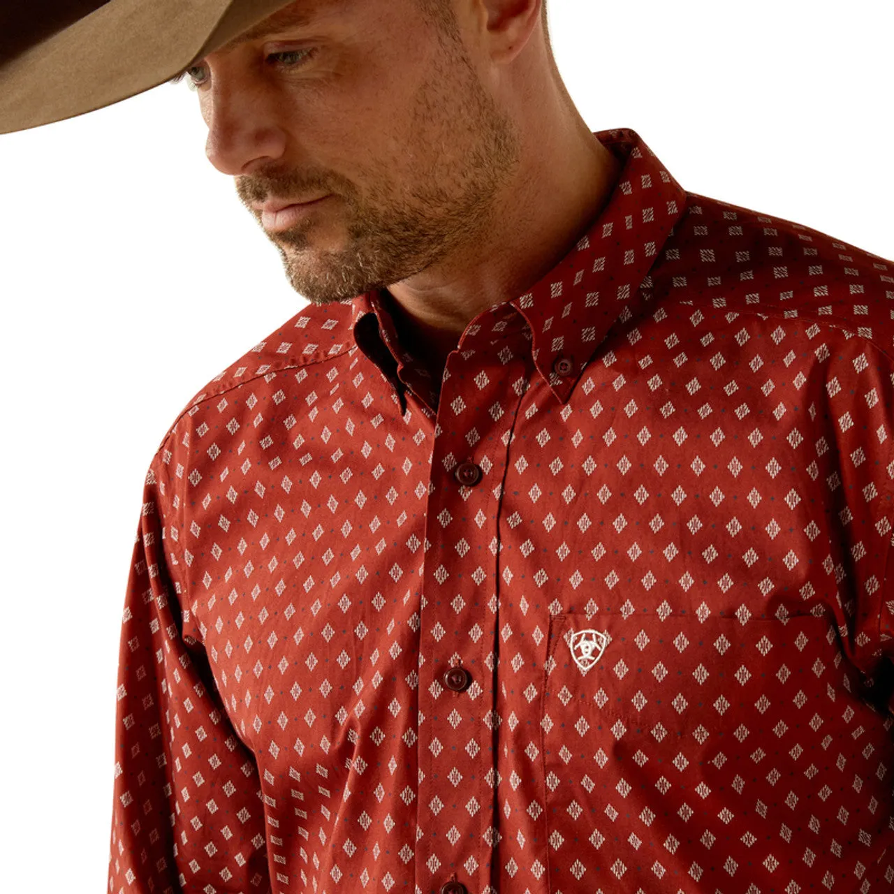 Anti Perspiration Lining Everyday Wearable Ariat Men's Pax L/S Classic Fit Western Button Down Shirt in Burgundy Diamond