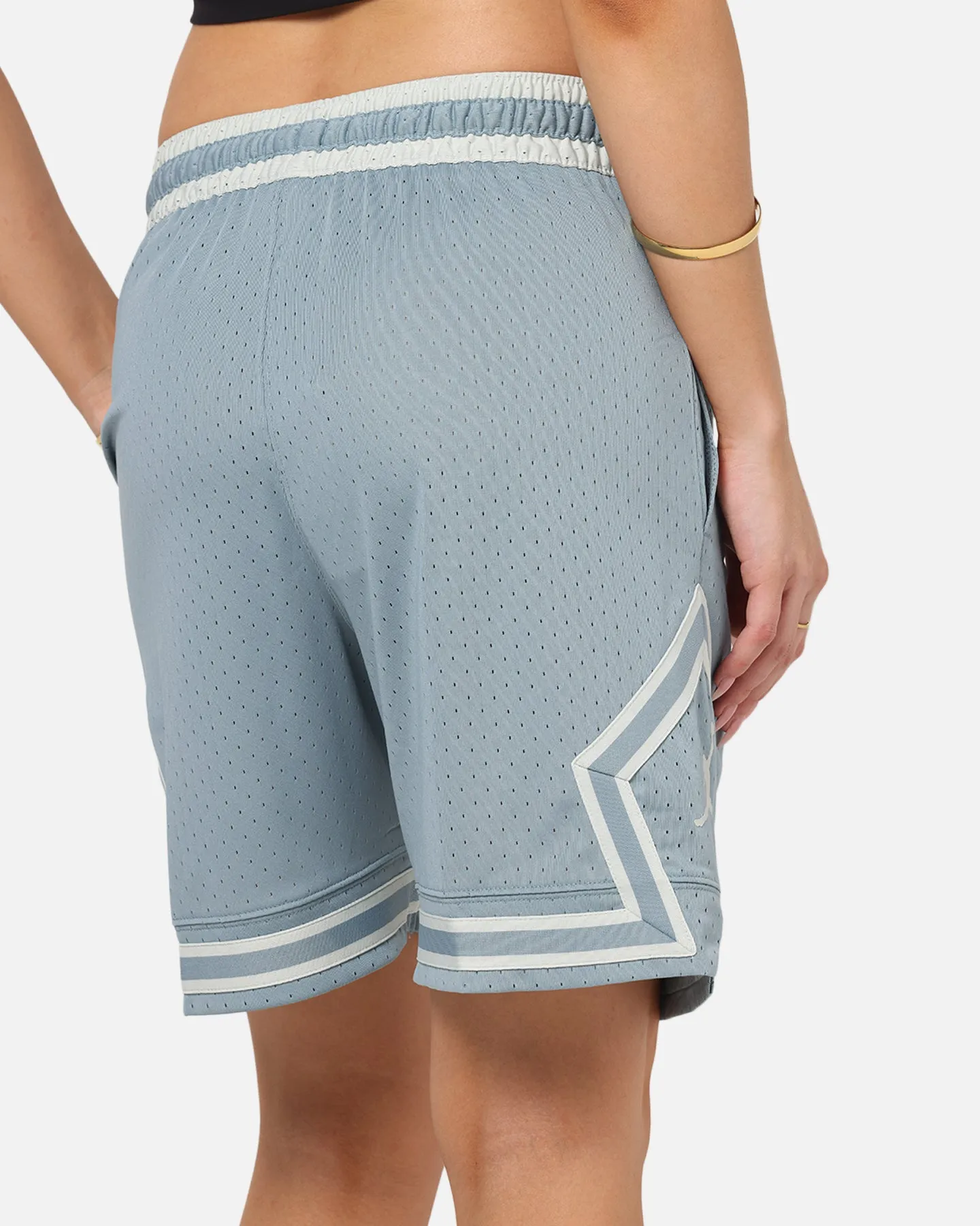 Temperature Regulating Tech Weekend Wear Jordan Dri-FIT Mesh Diamond Shorts Aviator Grey