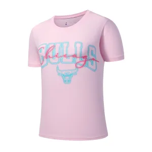 Non Restrictive Silhouette NBA Chicago Bulls Glowy Tee Program Women's Crew Neck T-Shirt