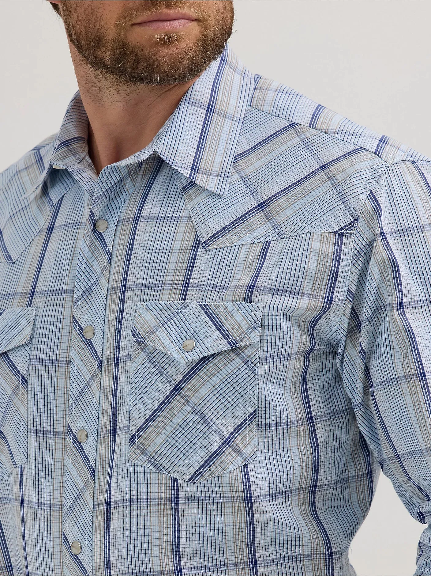 Breathable Fit Design Wrangler Men's L/S 20X Competition Western Snap Shirt in Sky Plaid (Available in Tall Sizes)