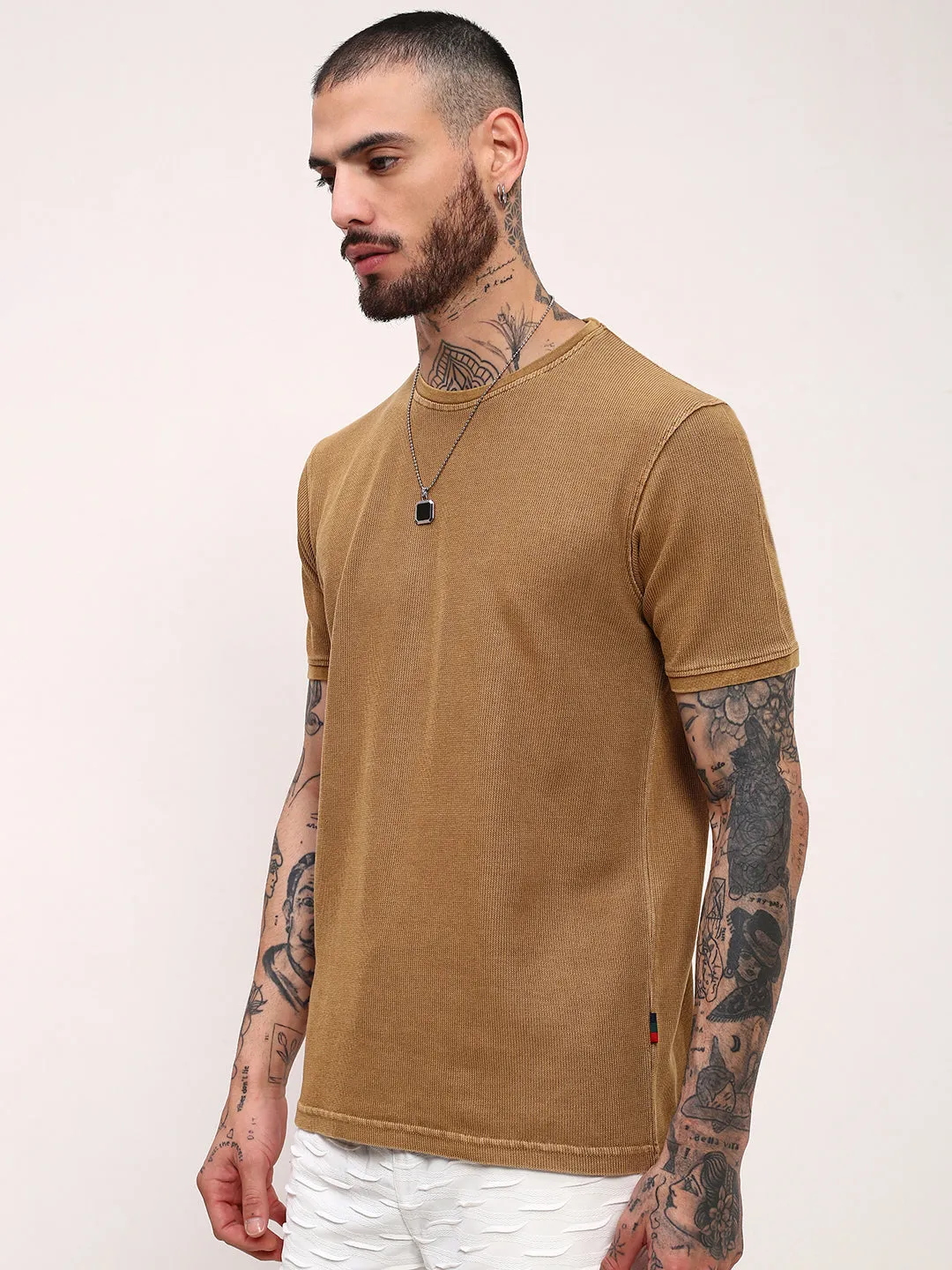 Men's Brown Solid Round Neck T-Shirt Basic Wear