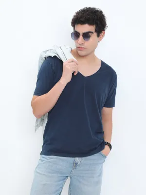 Insulated Jacket Men's Blue V-Neck Regular Fit T-Shirt