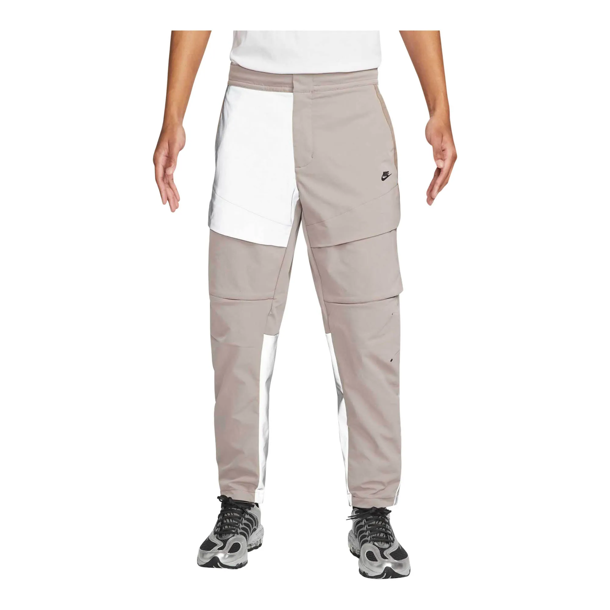 Nike Sportswear Tech Pack Men's Reflective Unlined Cargo Pants Stain Release Finish Timeless Wear