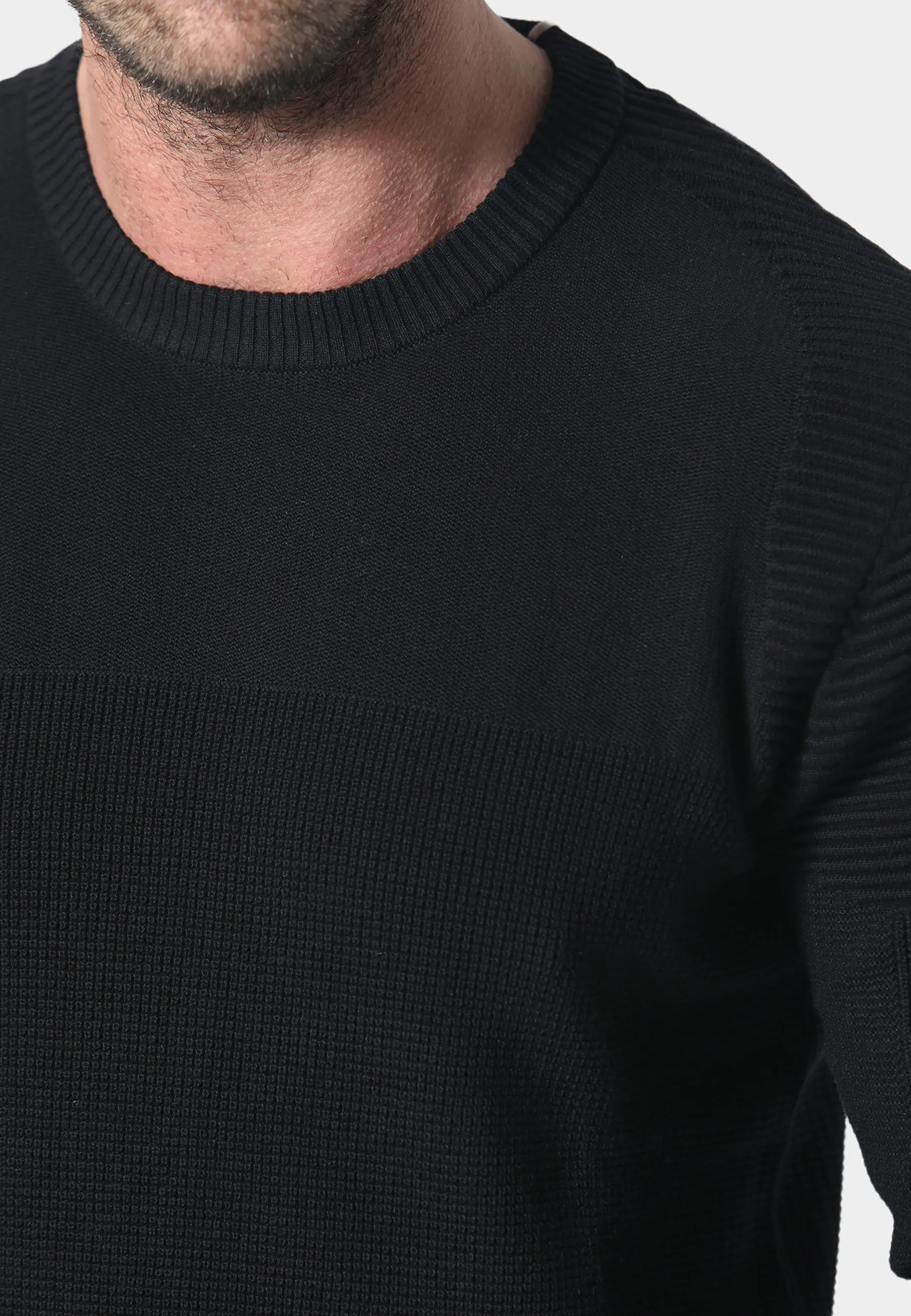 Caney Black Knitwear skin friendly Chill Wear