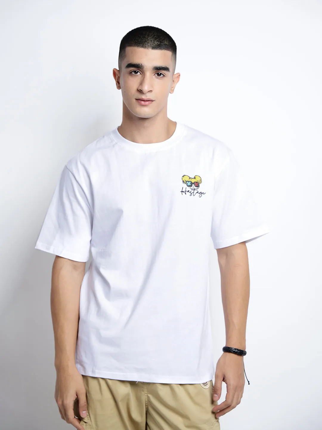 Men's Graphic Print White Short Sleeves Round Neck Regular Fit T-Shirt Comfortable Coat