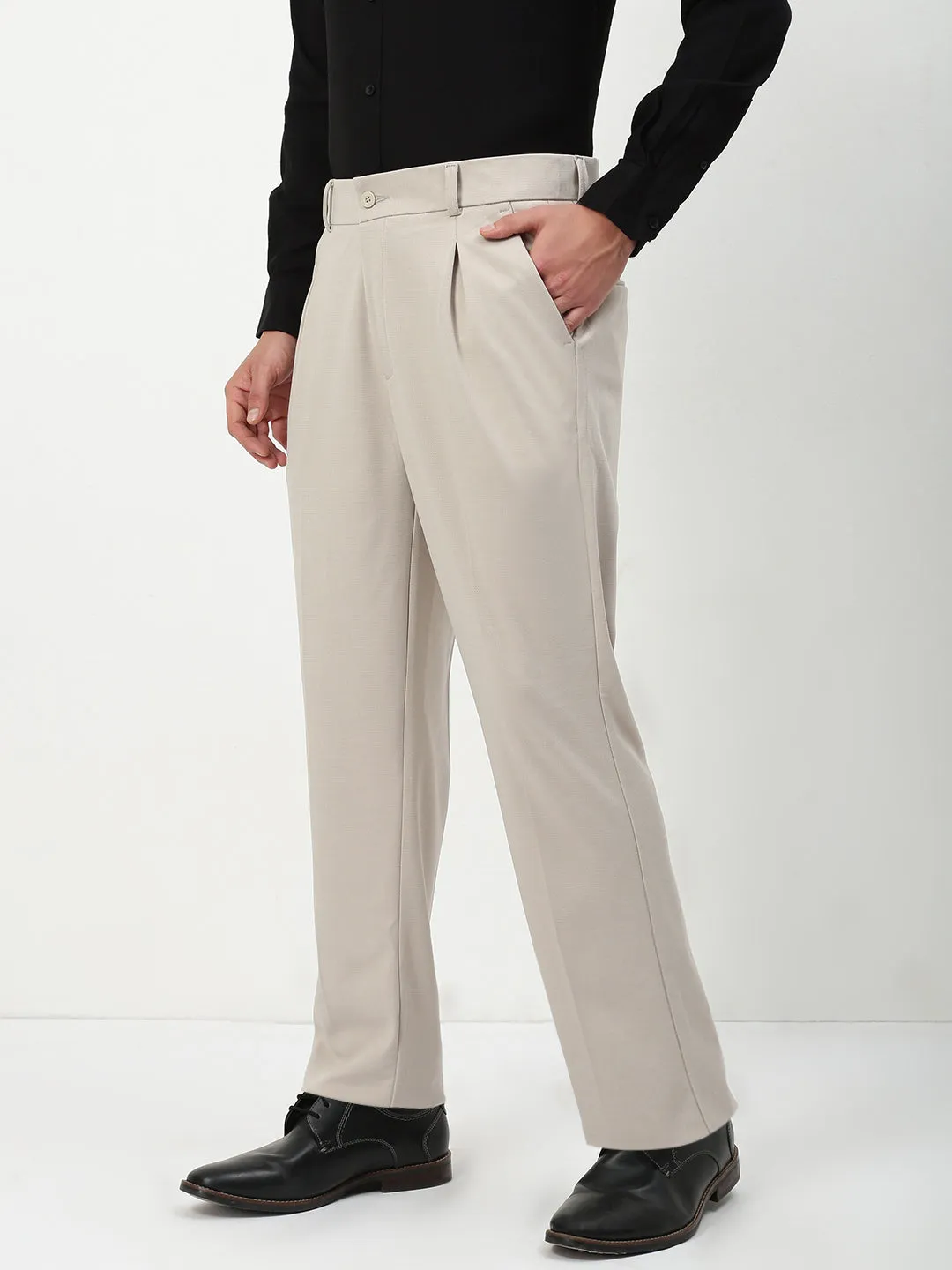 Men's Beige Solid Formal Trousers Tangle Free Cuffs Soft Feel