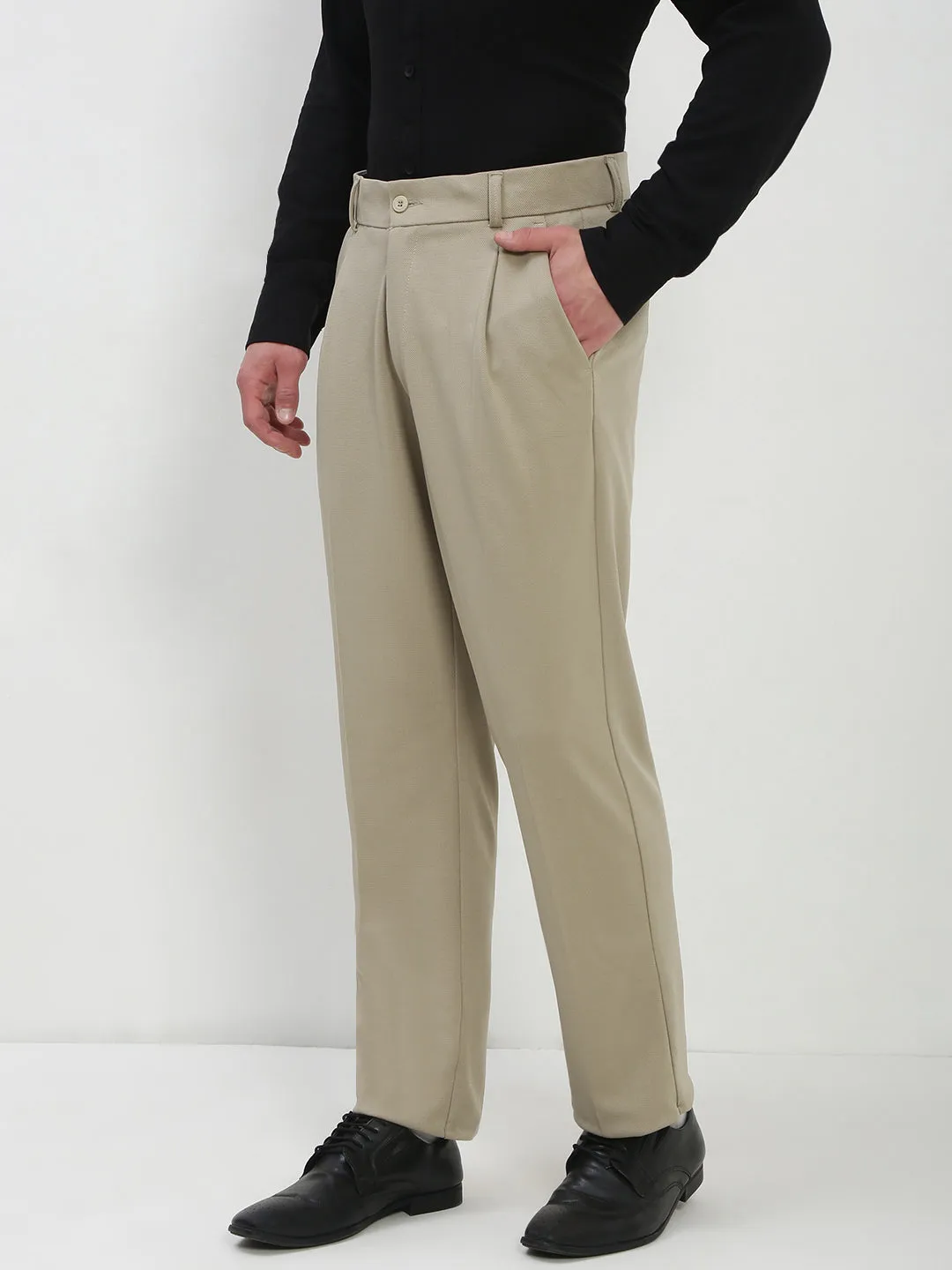 Men's Beige Solid Formal Trousers Layering Comfort