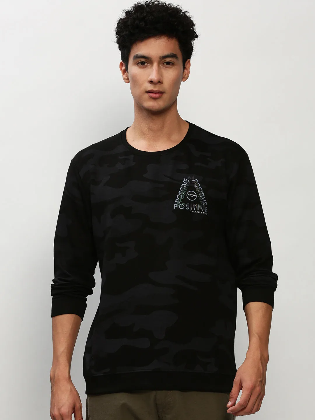 Men's Black Camouflage Printed Cotton Sweatshirt Product Innovation