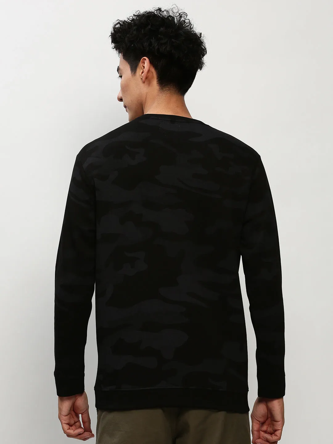 Fashionable Layer Relaxed Men's Black Camouflage Printed Cotton Sweatshirt