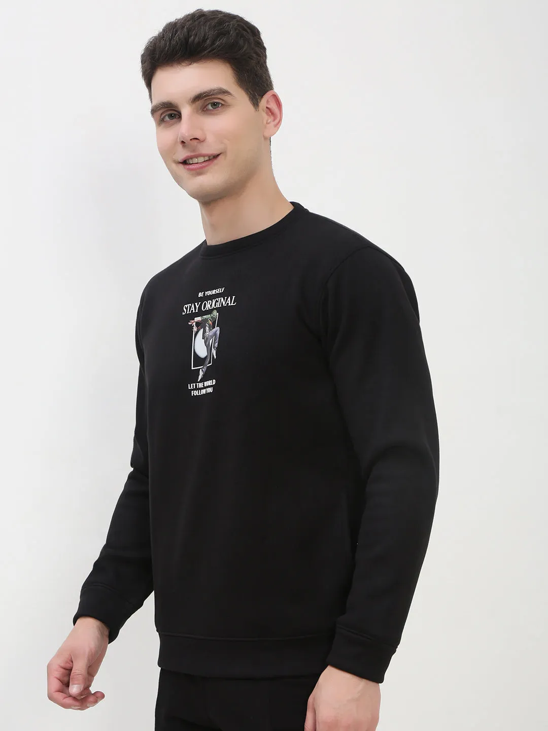 Stylish Essentials Men's Black Graphic Print Round Neck Pullover Sweatshirt