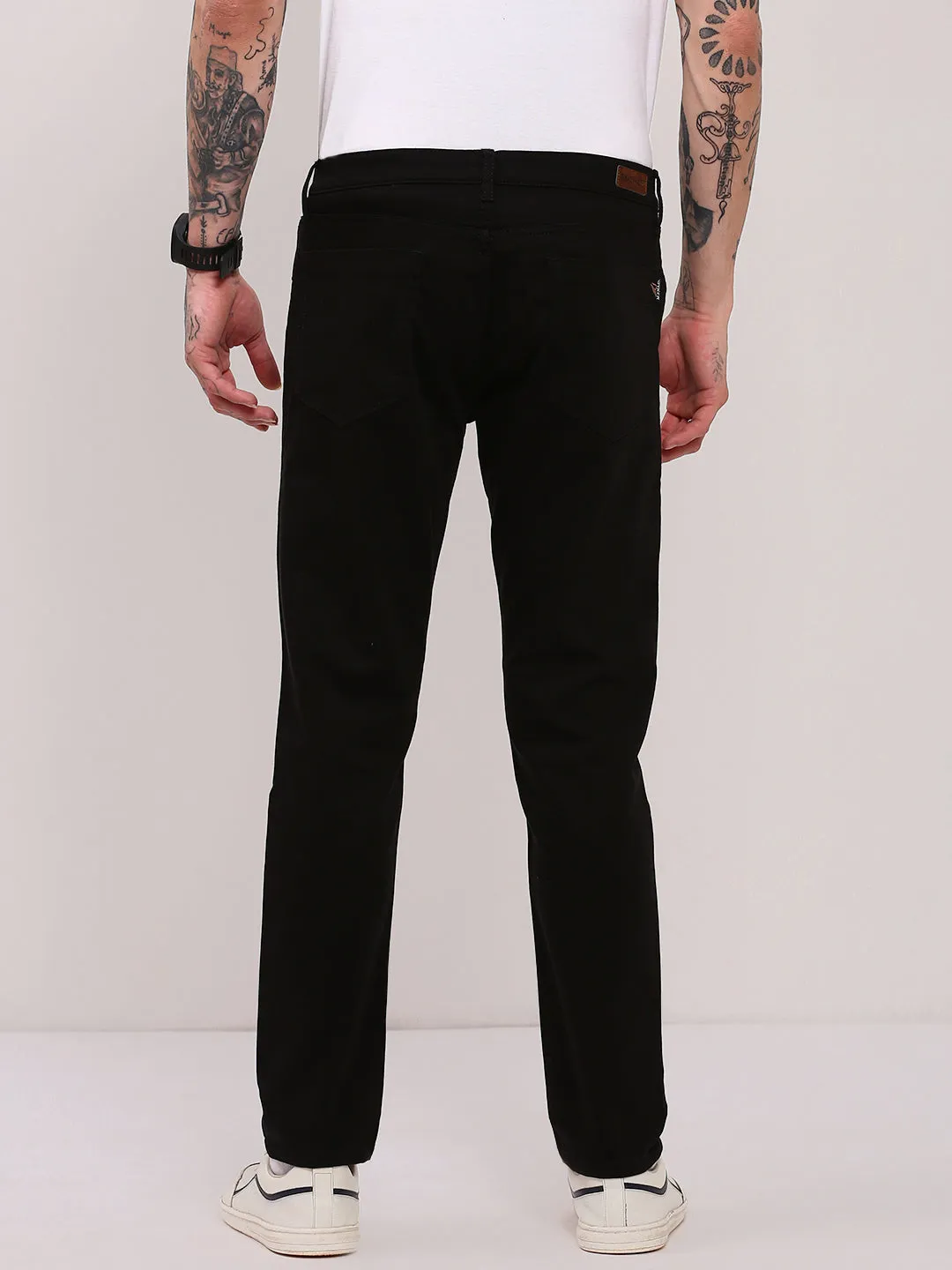 Men's Black Low-Rise Slim Fit Jeans Chic Appearance