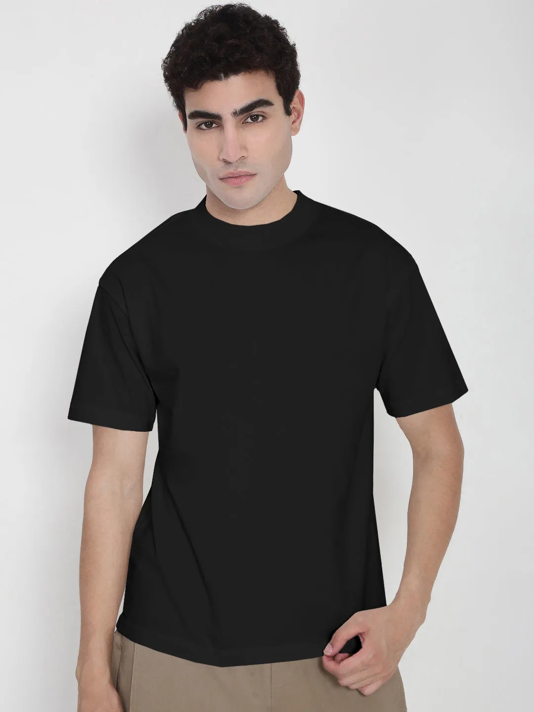 Casual Shoes ReflectiveDetails Men's Black Regular Fit T-Shirt