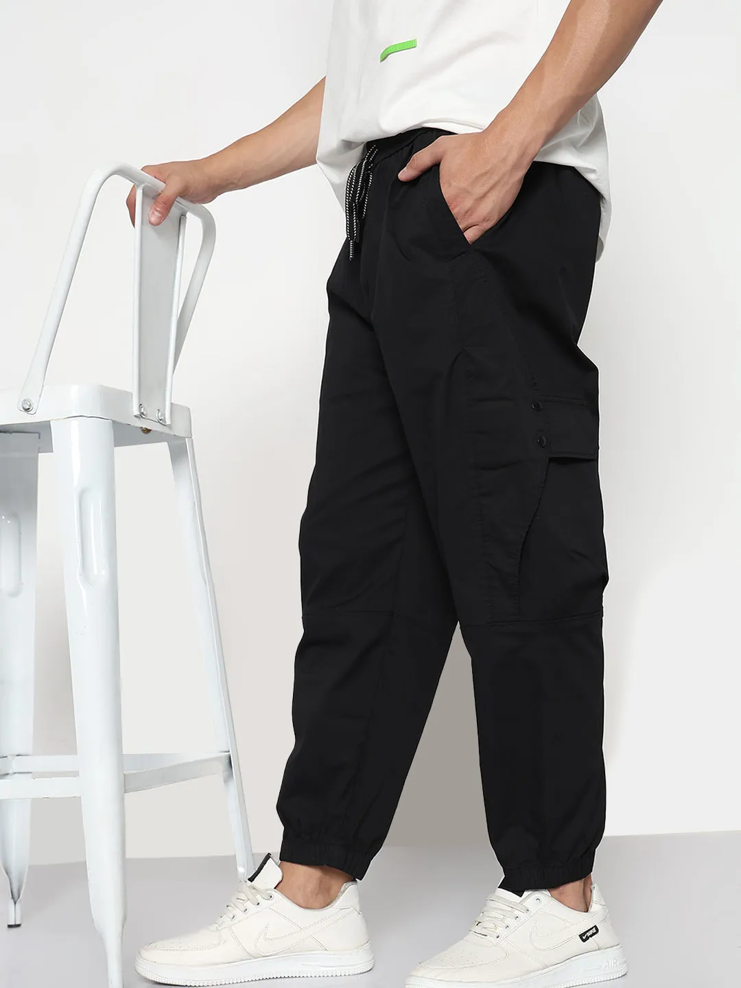 Men's Black Relaxed Fit Cargos AntiStaticTreatment