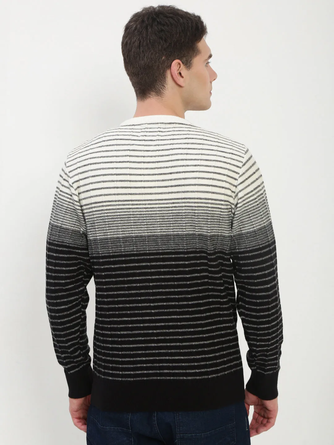 Men's Black Round Neck Striped Sweater Seasonal Wear City Trend