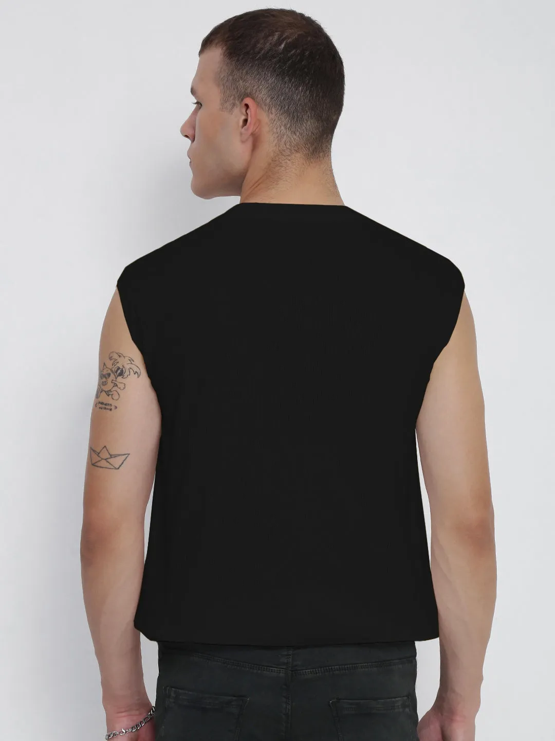Men's Black Sleeveless Round Neck Regular Fit T-Shirt Mind Glow