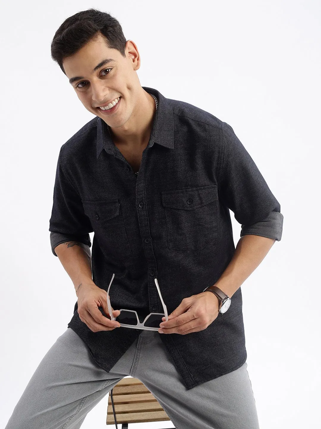 SweatAbsorbingTexture Men's Black Standard Slim Fit Cotton Casual Shirt