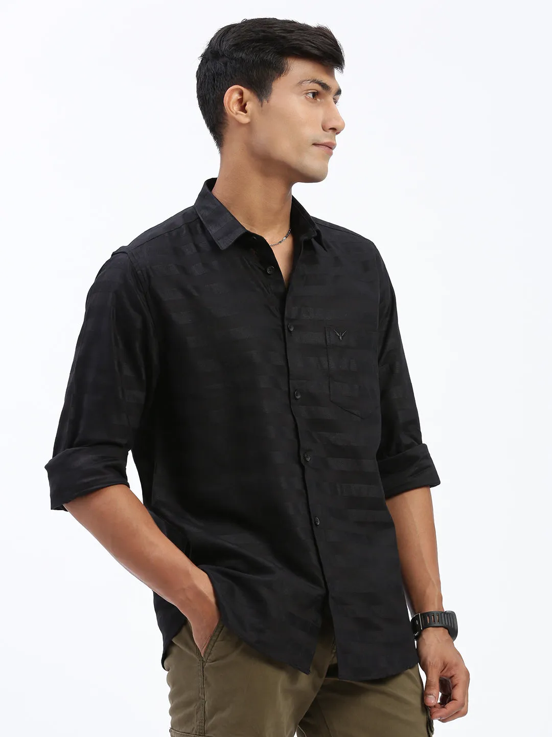 Men's Black Standard Spread Collar Textured Cotton Casual Shirt Web Glow