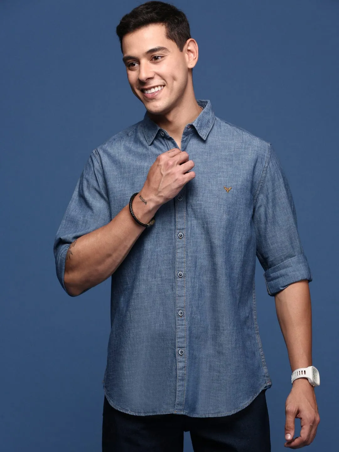 Epic Glow Leather Core Men's Blue Solid Cotton Standard Slim Fit Casual Shirt