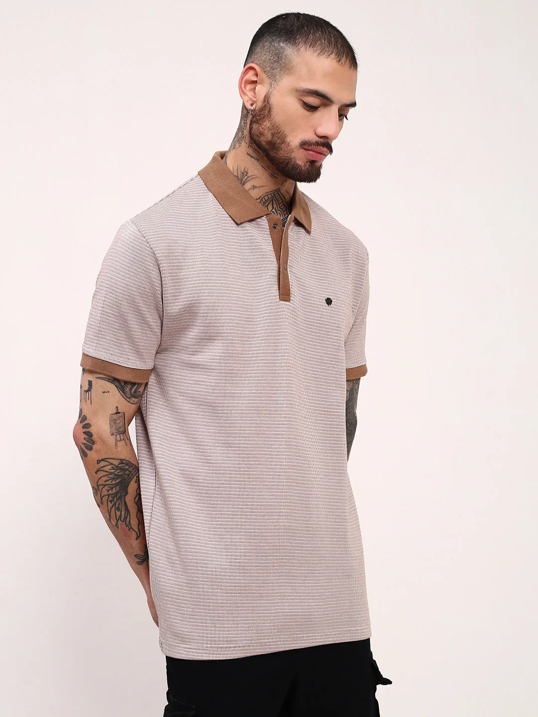 Men's Brown Solid T-Shirt right for hot weather