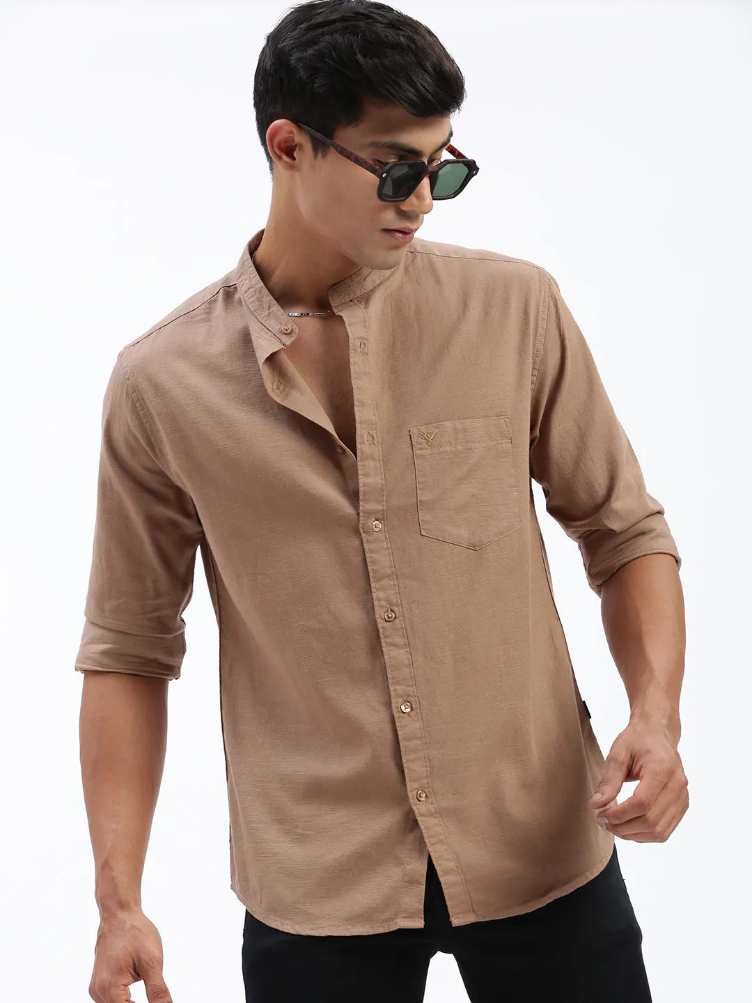 Lightweight Layering Flexible Apparel Men's Brown Standard Band Collar Solid Linen Casual Shirt