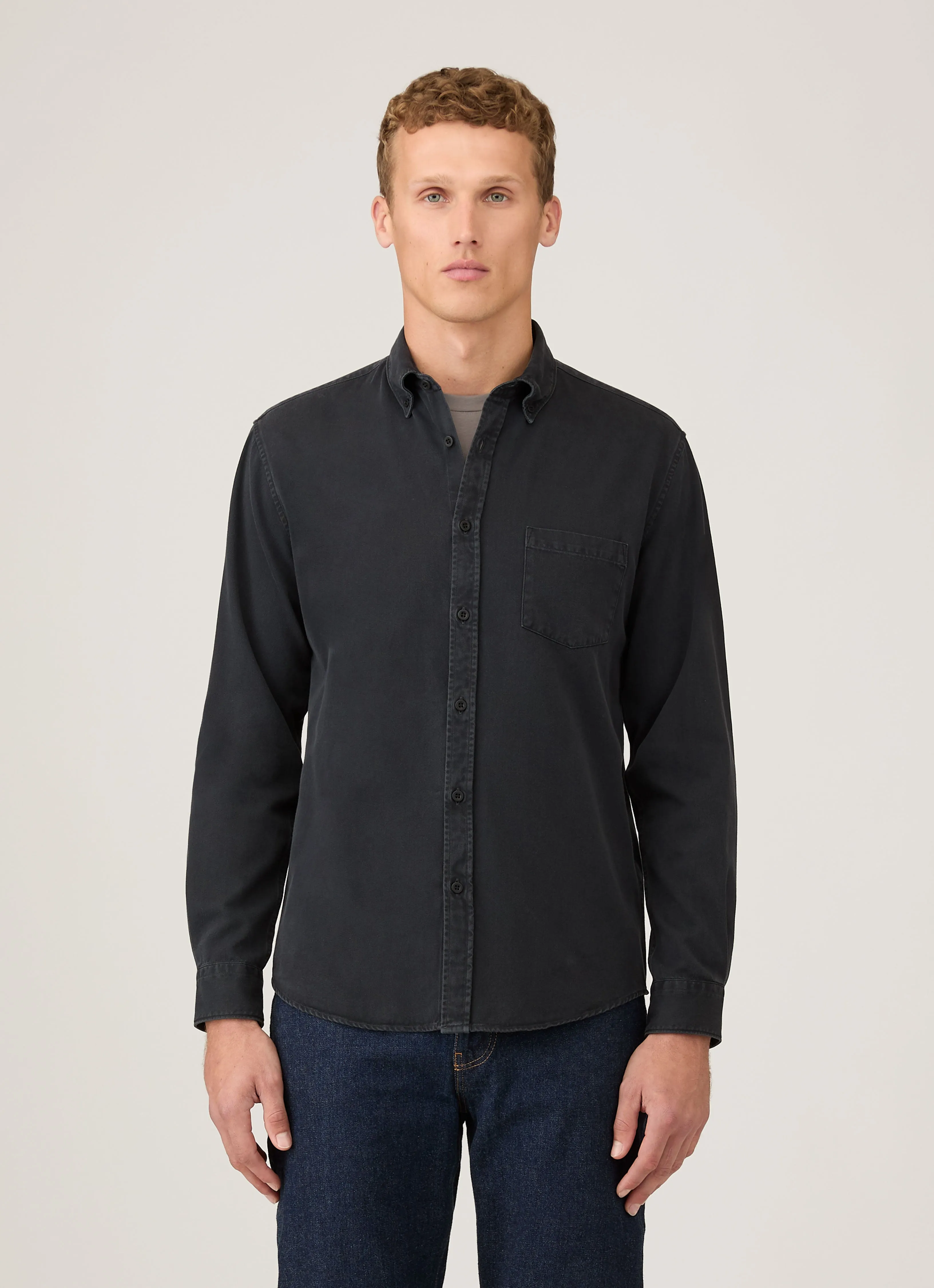 Circular Knit Construction Basic Layer Men's Button Down Twill Shirt in Black