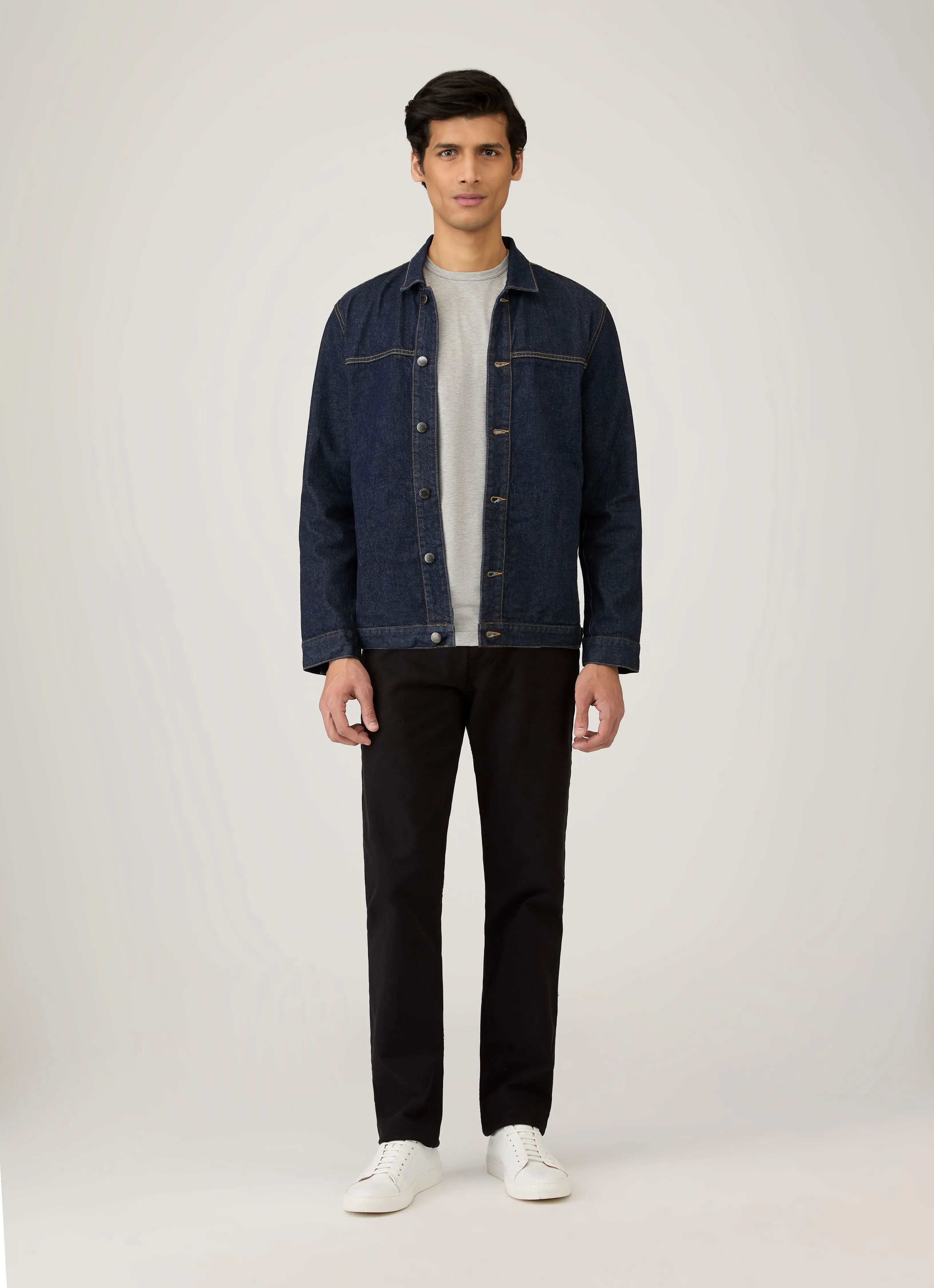 Men's Classic T-shirt in Grey Melange Travel Friendly Versatile Style