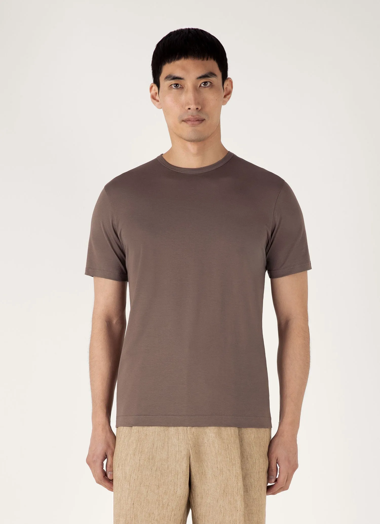 Men's Classic T-shirt in Walnut Active Layering Minimalist Stitching