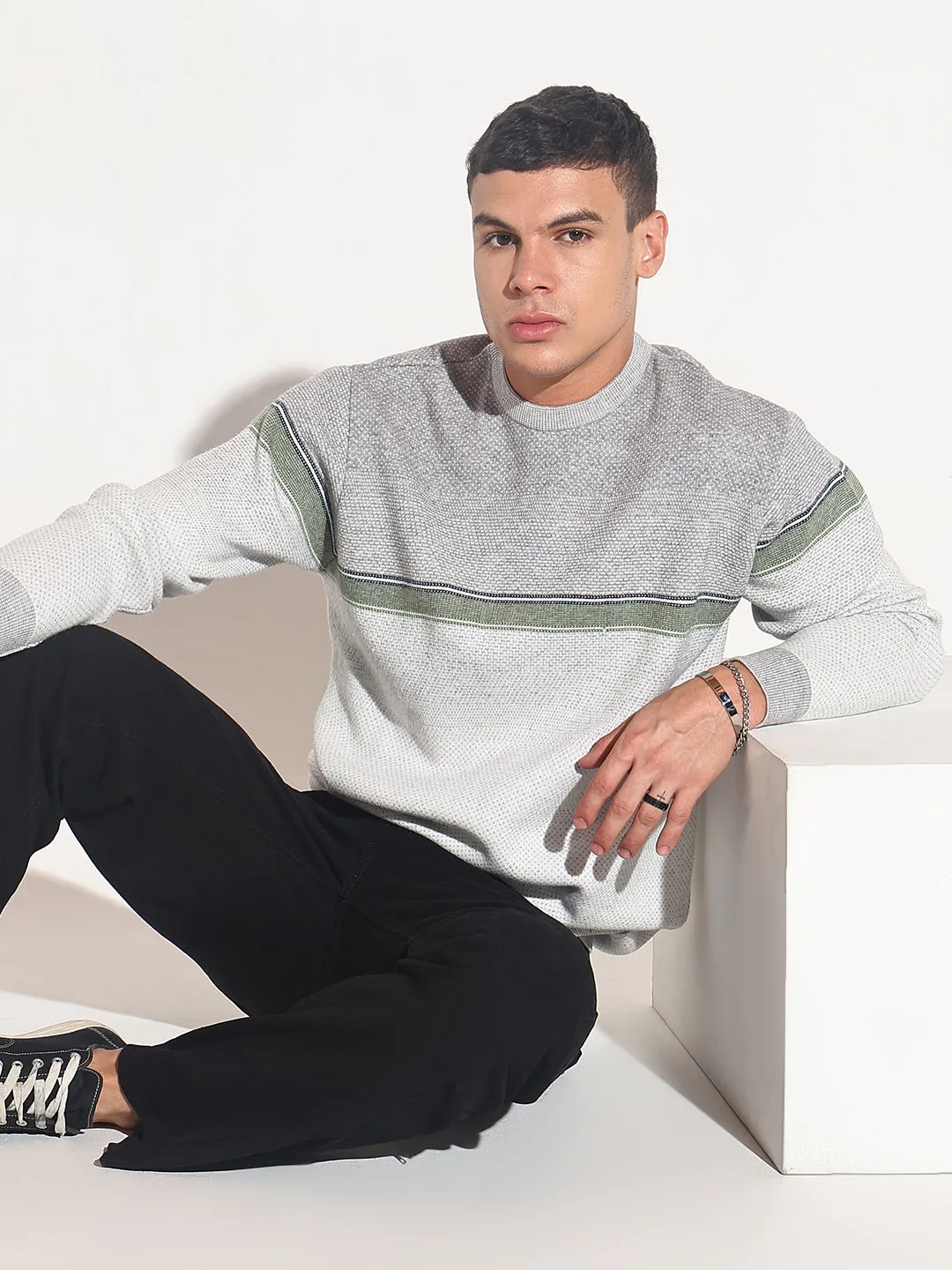 Ready Style Breathable mesh panel Men's Colourblocked Grey Ribbed Round Neck Sweater