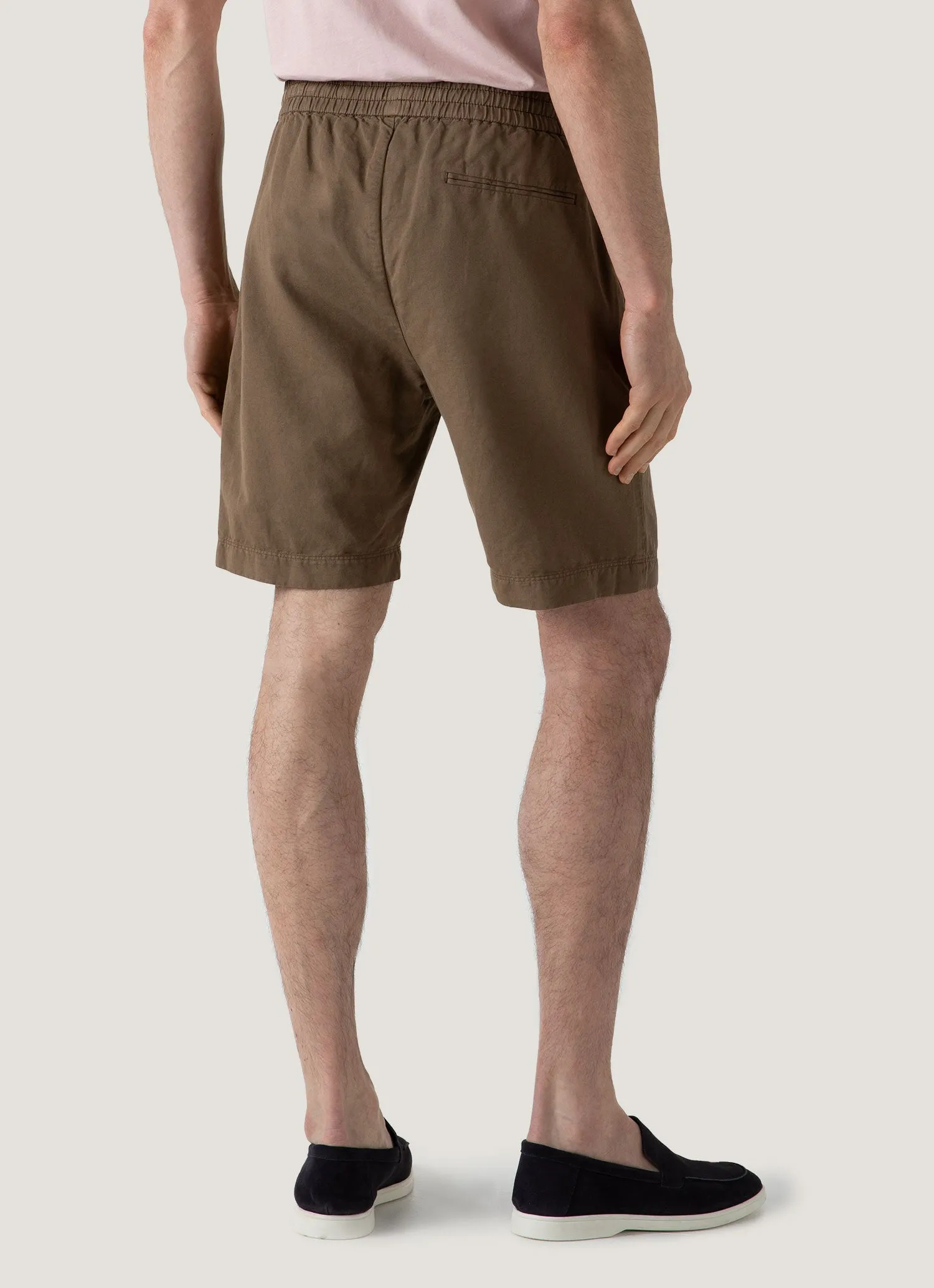 Double Layered Panels Breathable Waist Men's Cotton Linen Drawstring Shorts in Dark Tan