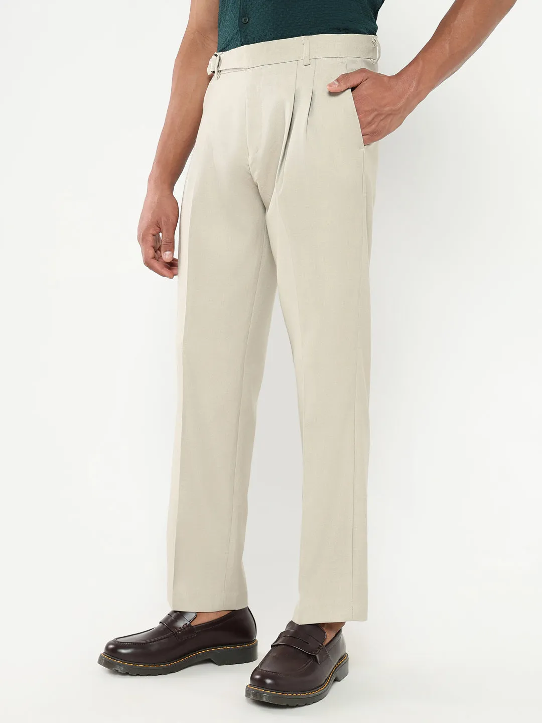 Men's Cream Solid Loose-Fit Formal Trousers Non Restrictive Fit
