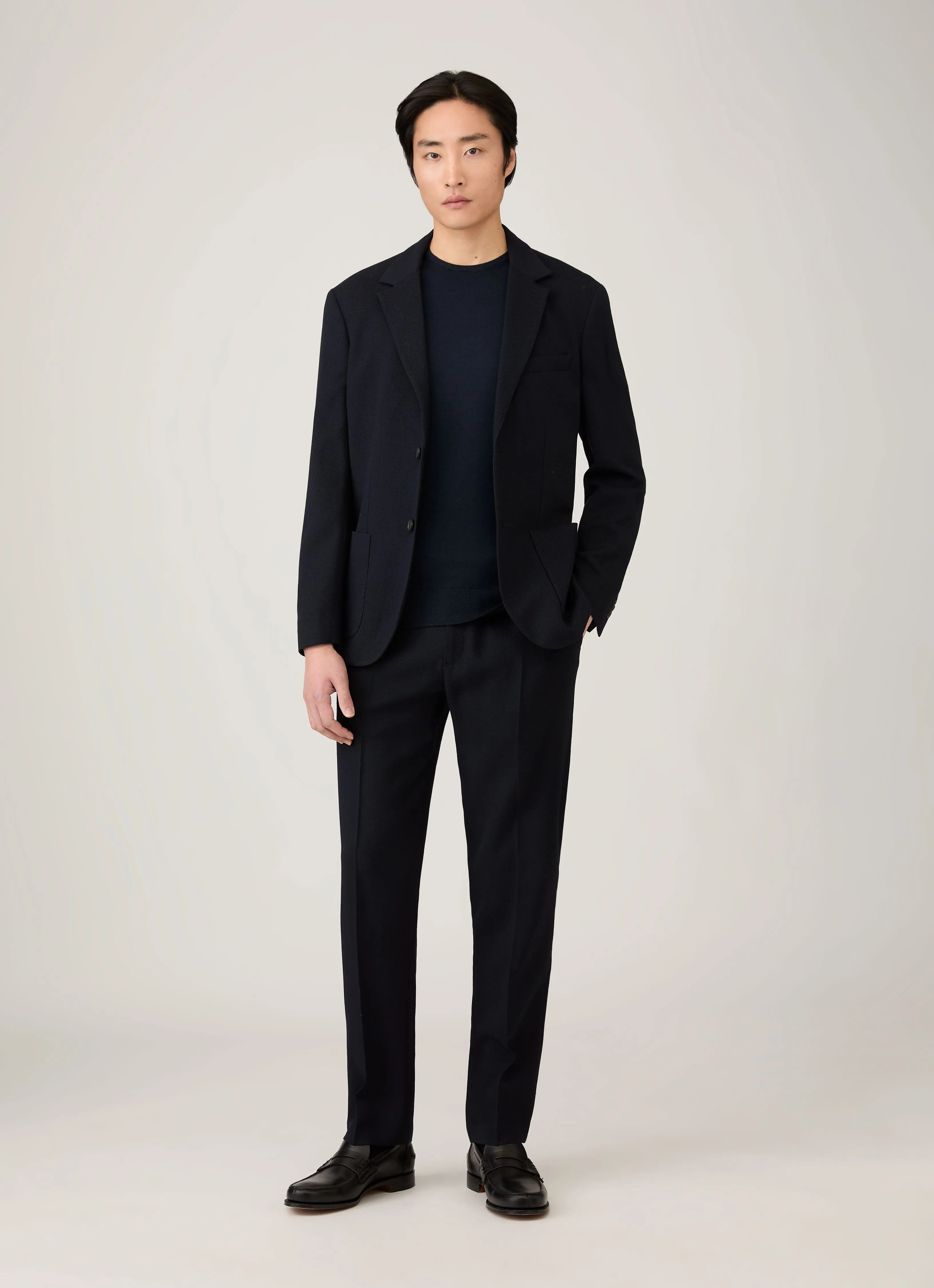 Men's Extra-Fine Merino Crew Neck in Navy Year Round Sleek Surface