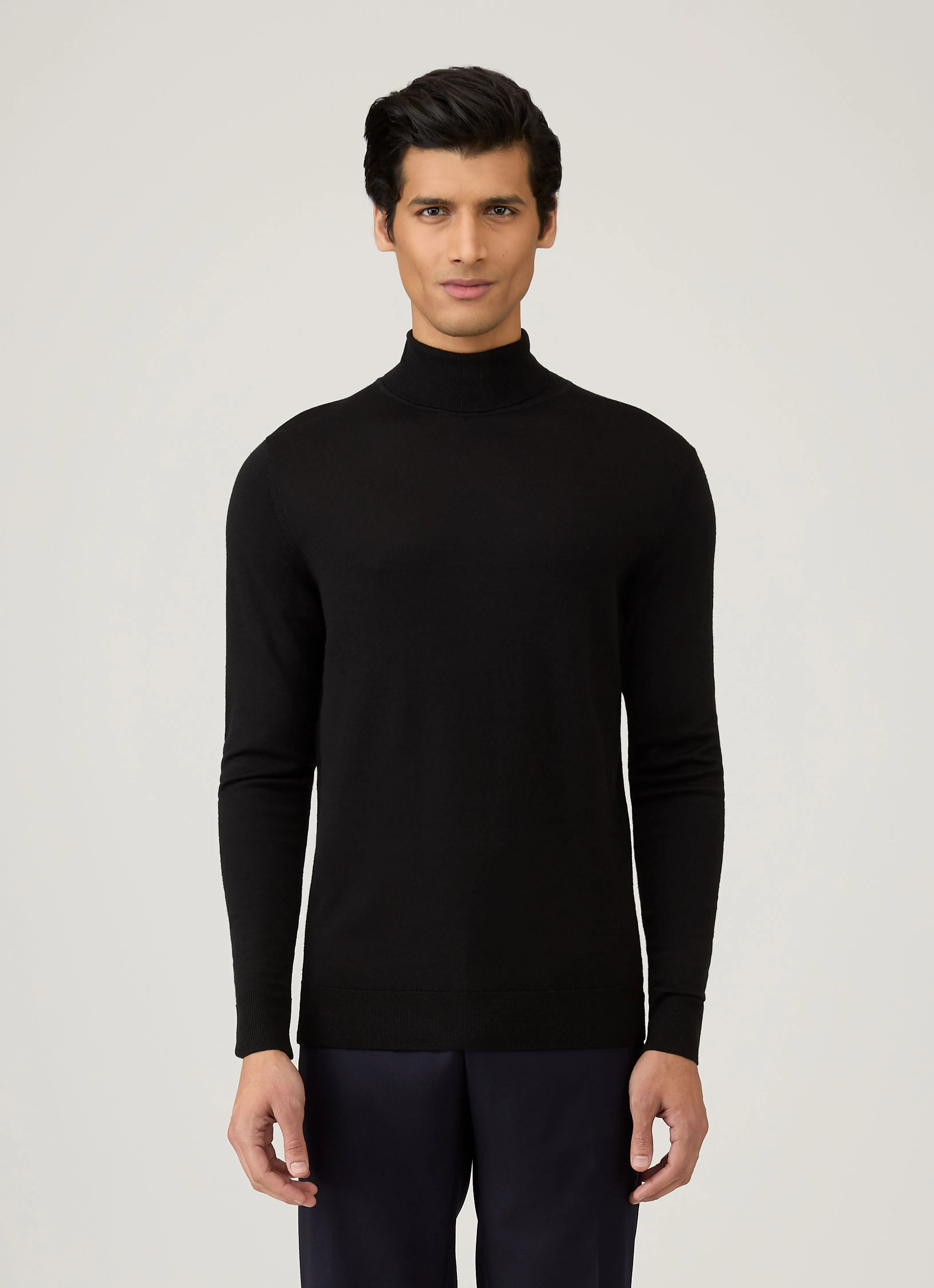 Men's Extra-Fine Merino Roll Neck in Black Abrasion Resistant Yarn Anti Snag Fabric