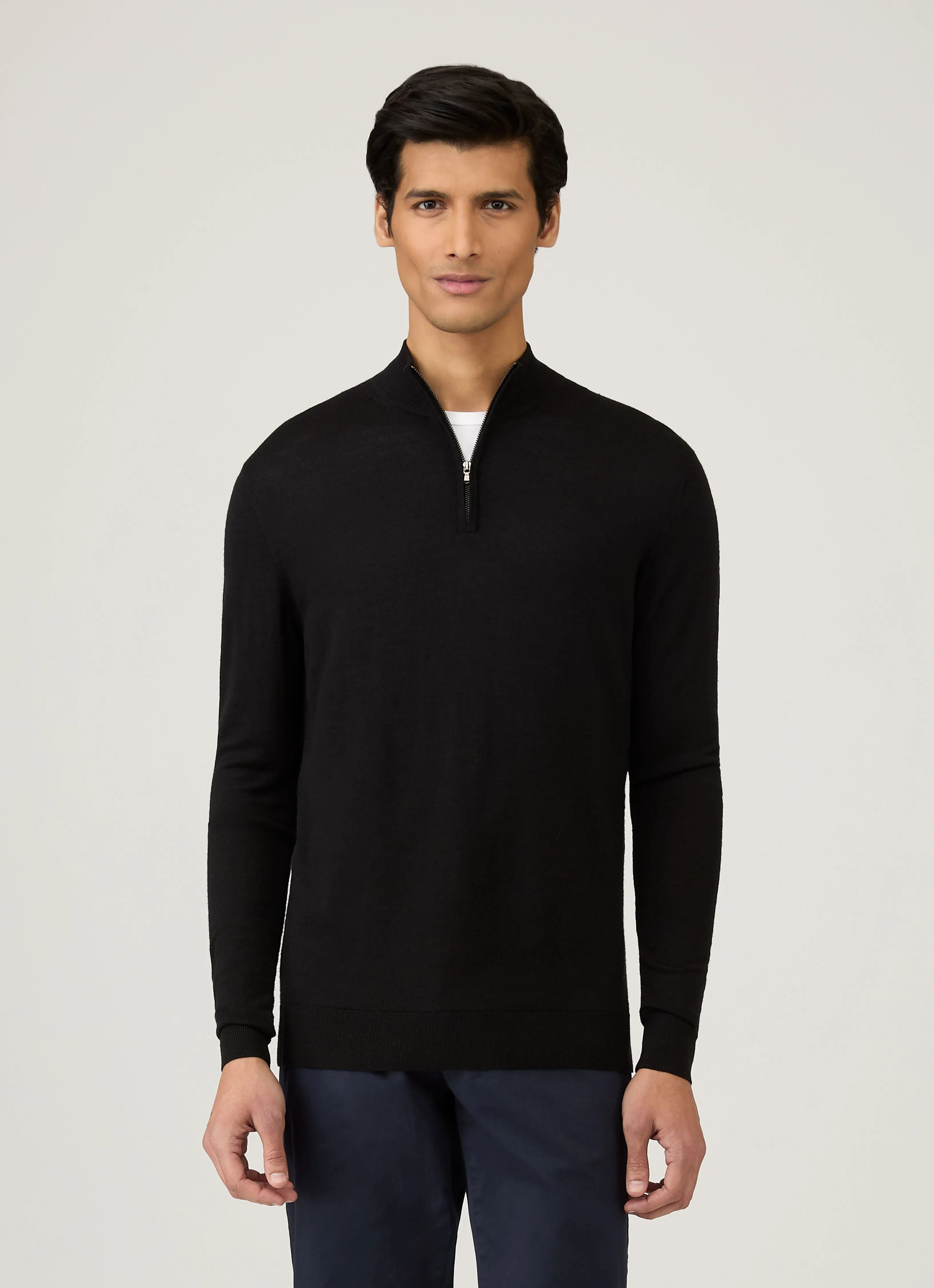 Thermal Regulation Layer Off-Duty Fit Men's Extra-Fine Merino Zip Neck in Black