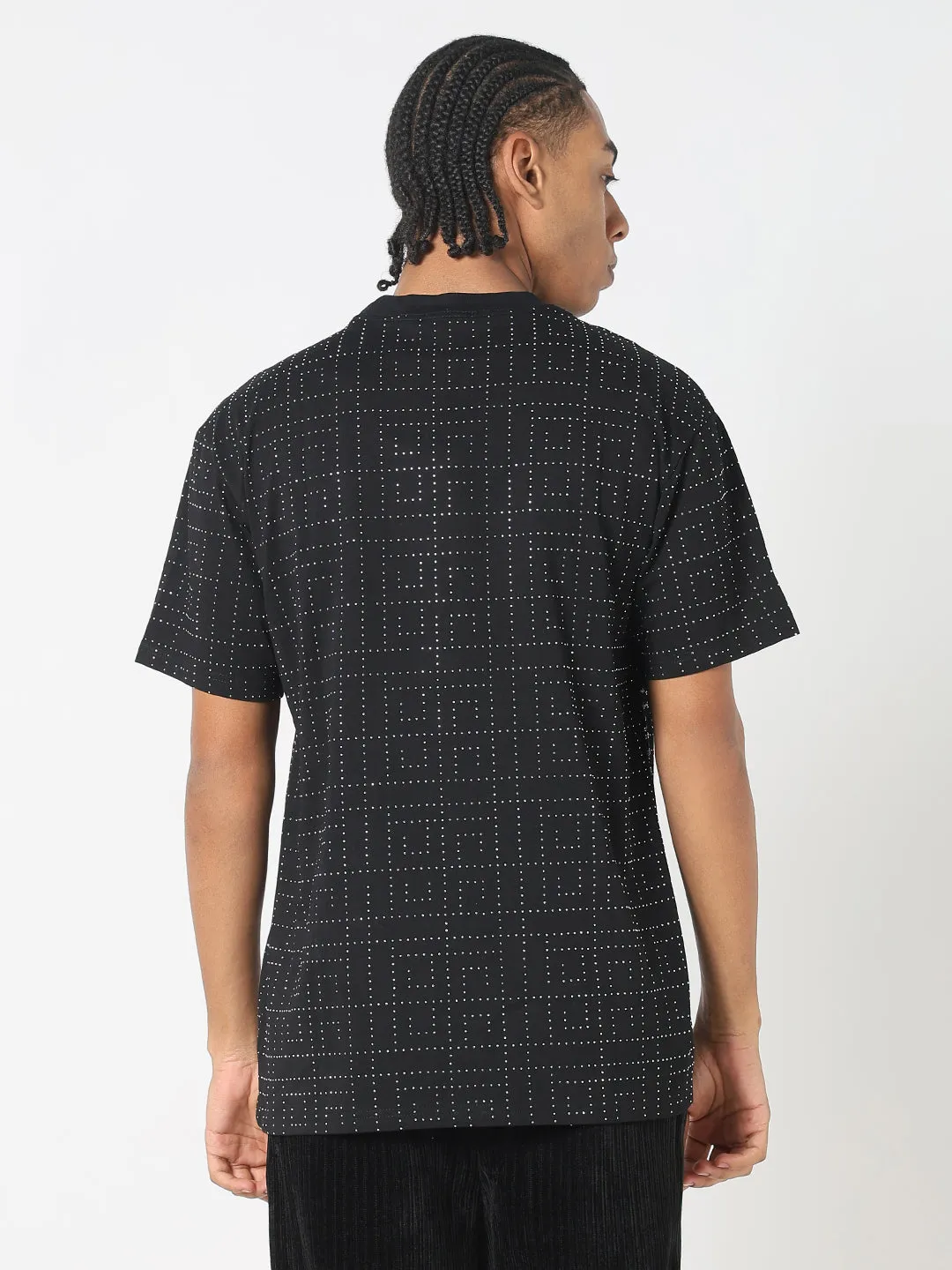 Men's Geometric Grid Black T-Shirt with Stone Embellishment Relaxed Look Story Mood