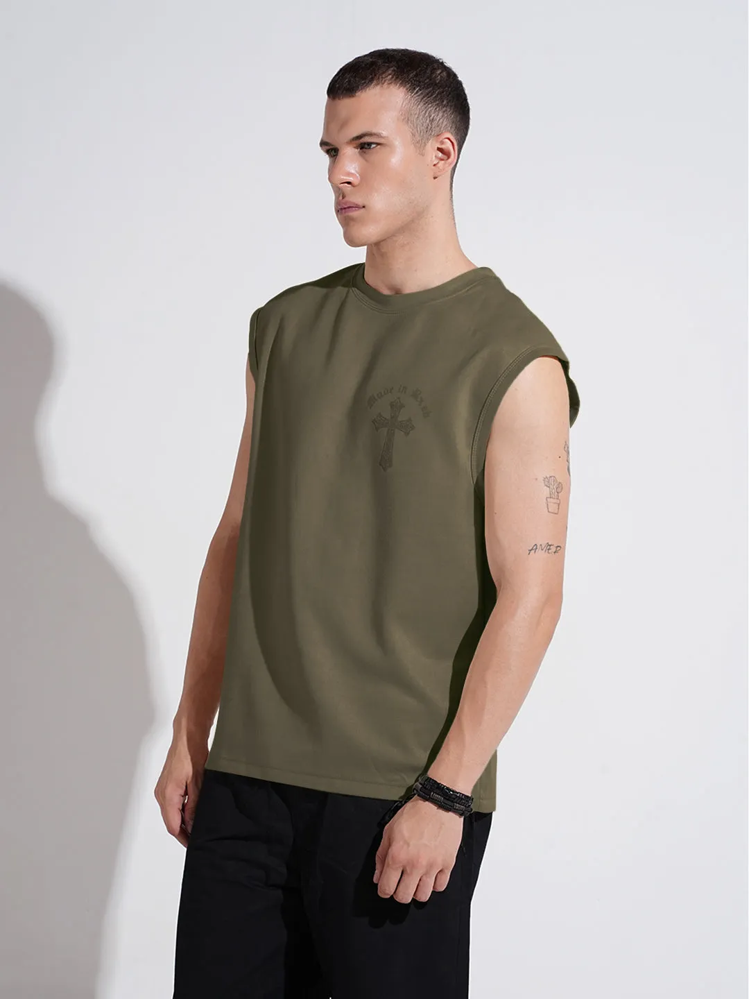 Men's Graphic Olive Regular Fit Sleeveless T-Shirt ElasticFree Cuffs