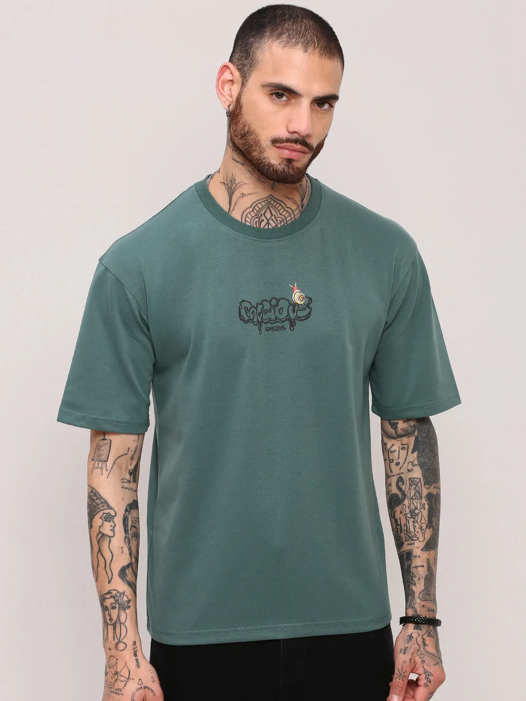 Men's Green Graphic Printed Regular Fit T-Shirt Washable fabric
