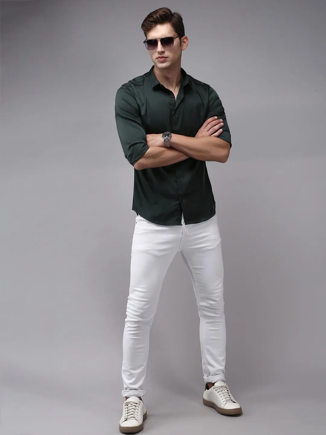 Men's Green Solid Slim Fit Shirt Stretchable Fabric