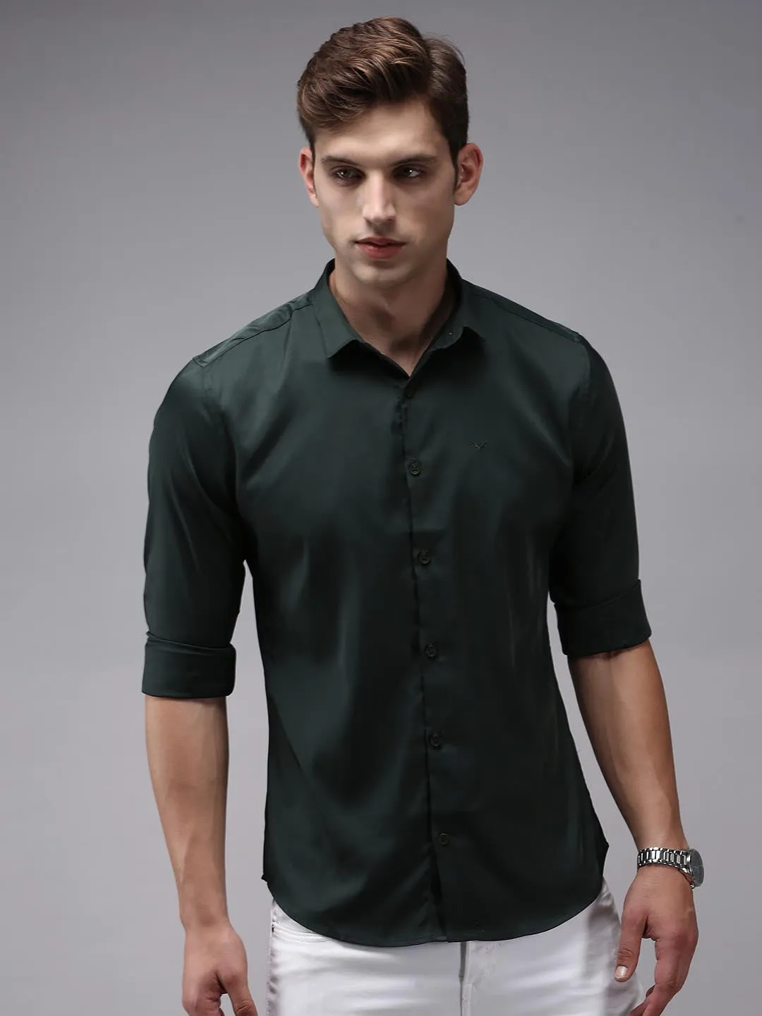 Casual Vibe Men's Green Solid Slim Fit Shirt
