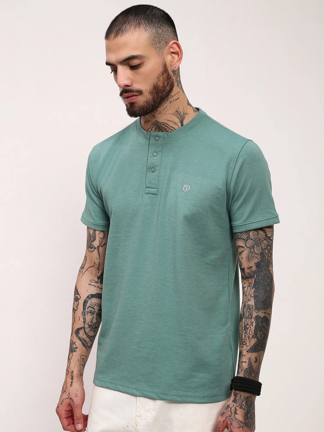 Men's Green Solid T-Shirt Cozy Layers