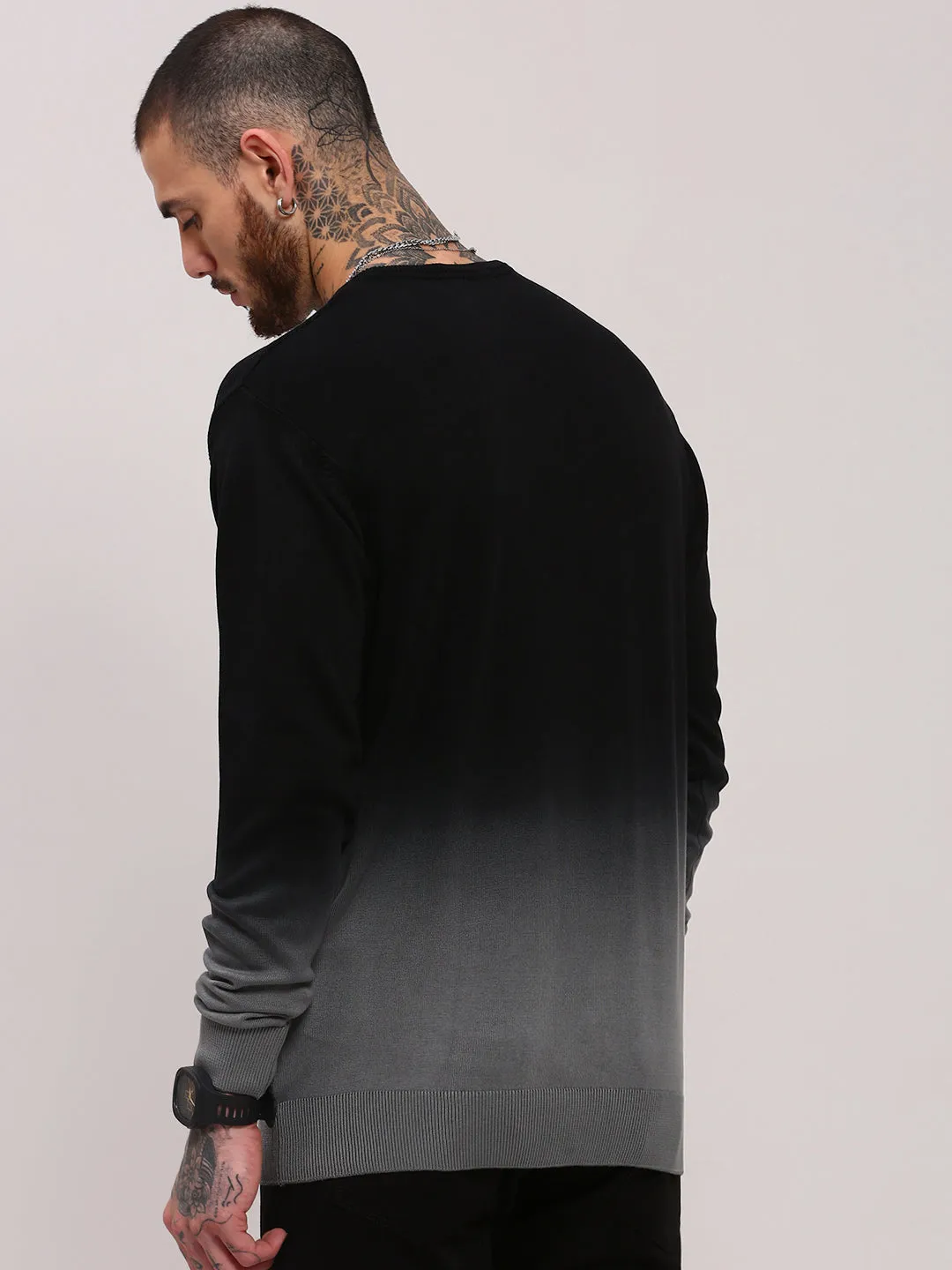 Just Right Evening Stroll Men's Grey Colourblocked Neck Pullover