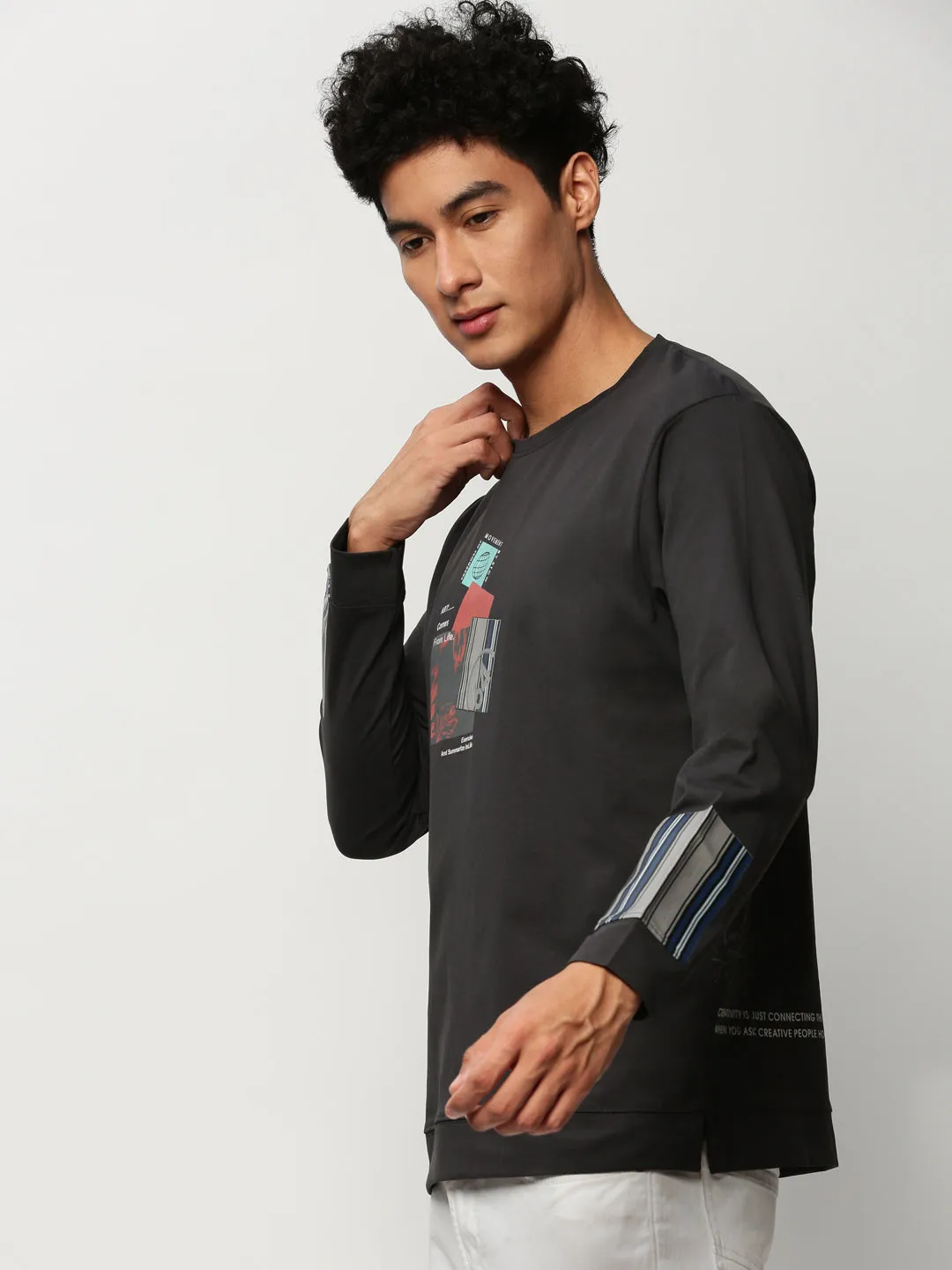 Breathable Layer Men's Grey Graphic Printed Cotton Sweatshirt