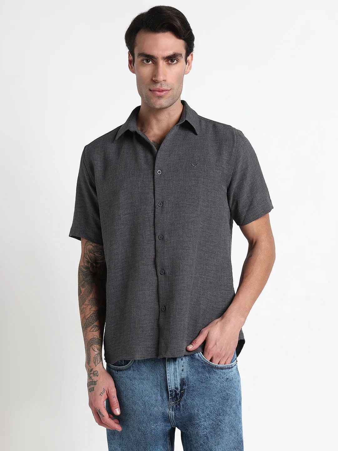 Men's Grey Solid Slim Fit Chambray Shirt Low Maintenance Cozy Pullover
