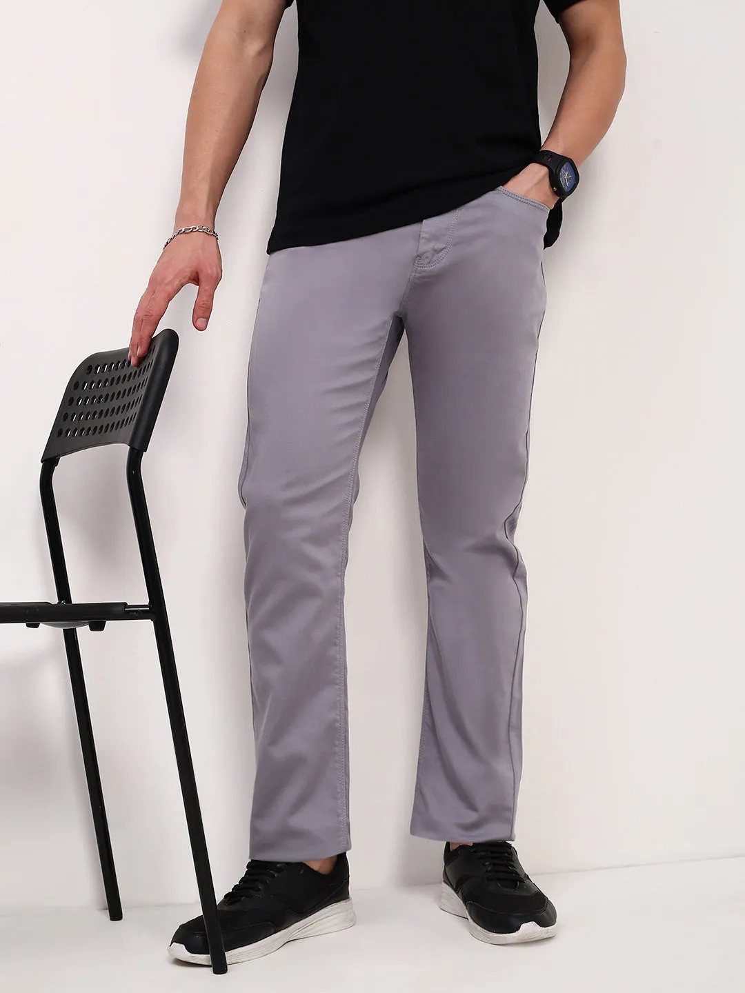Evening Stroll Weekend Getaway Men's Grey Solid Straight Fit Low-Rise Stretchable Jeans